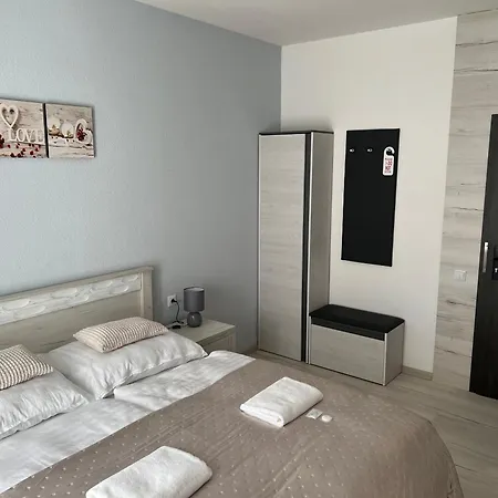 Vrbecka Restaurace-penzion 7 *